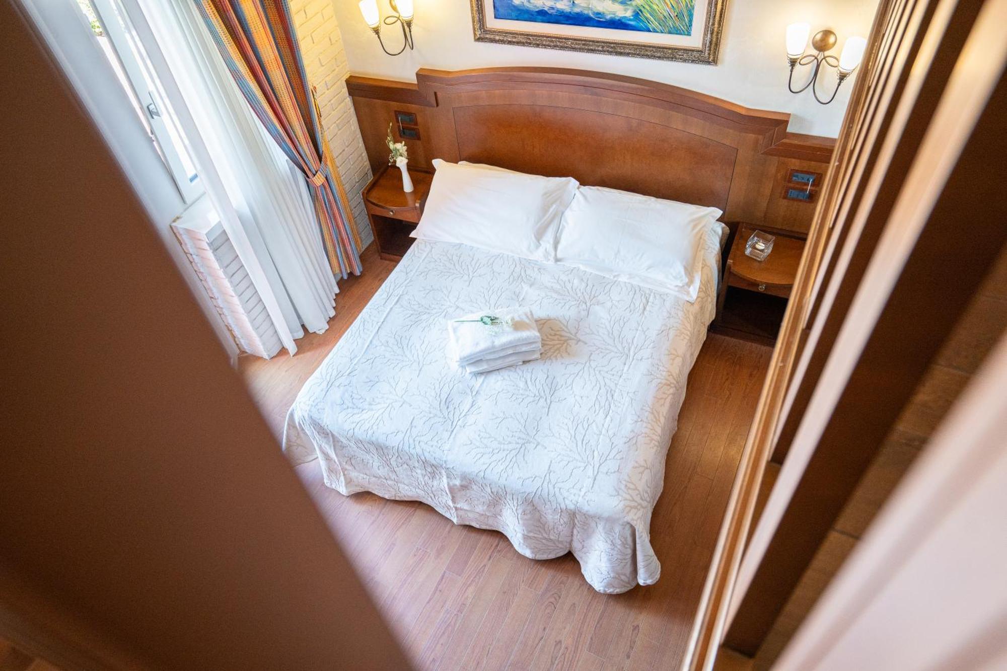 Art Hotel Santa Lucia Termoli Buitenkant foto
