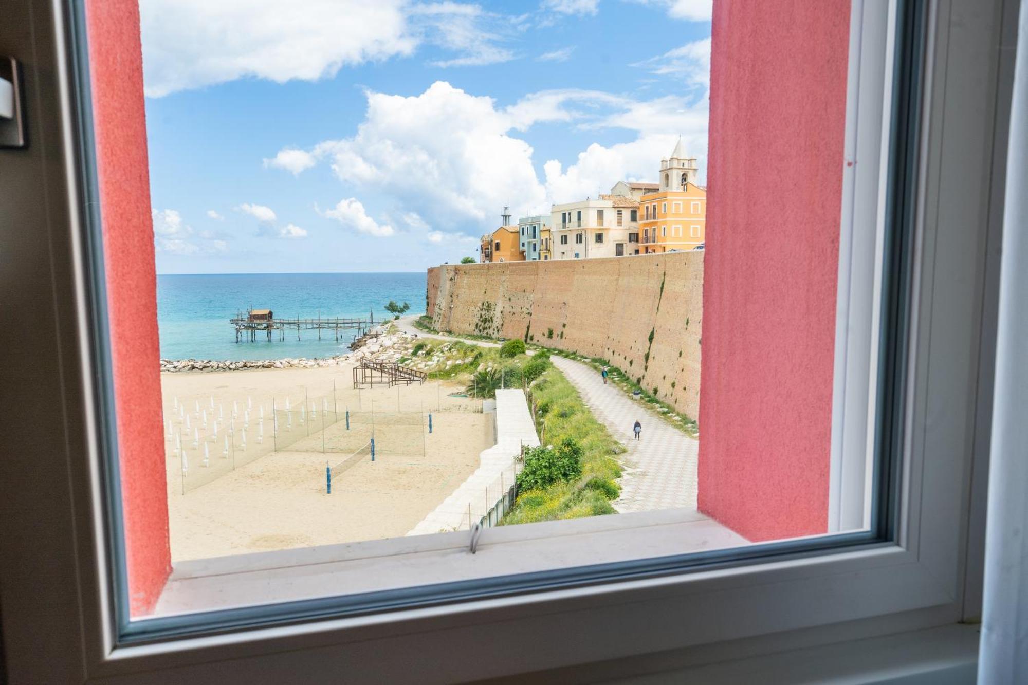 Art Hotel Santa Lucia Termoli Buitenkant foto
